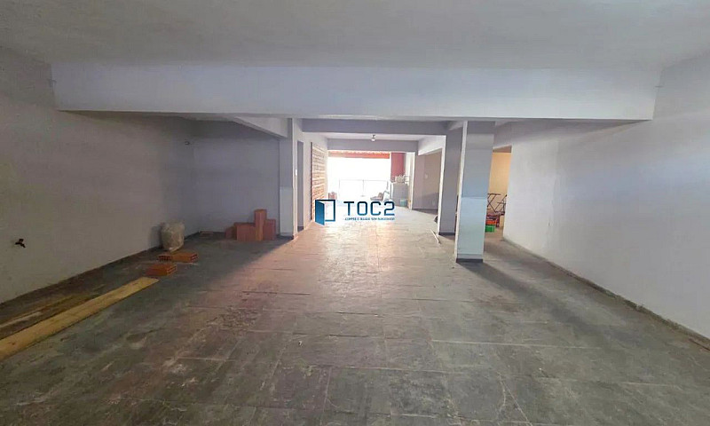 Casa Ampla Para Fins...