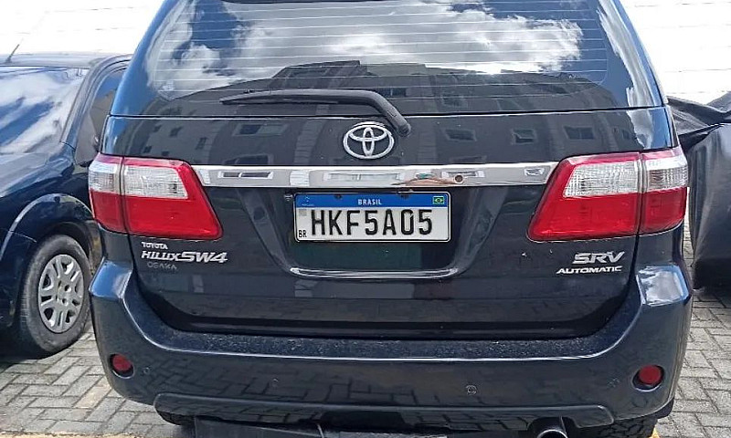 Toyota Hilux Sw4 Srv...