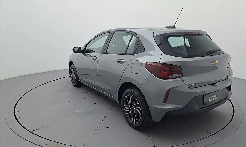 Chevrolet Onix Hatch...