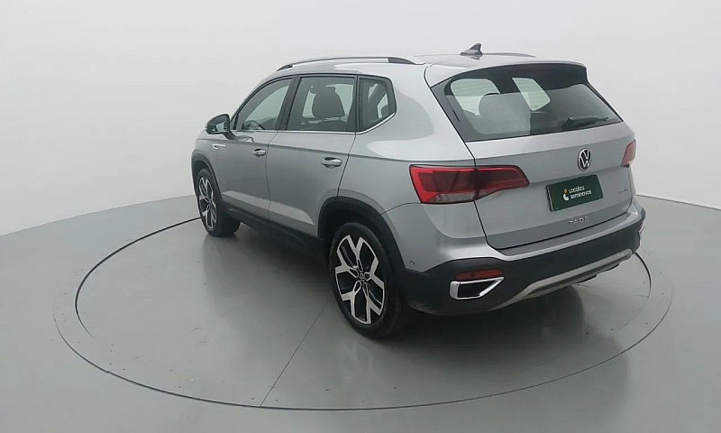 Volkswagen Taos High...