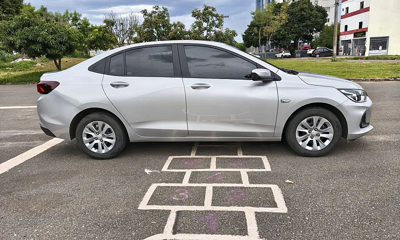 Chevrolet Onix Plus ...