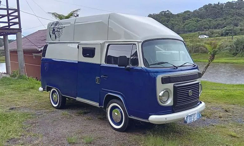 Volkswagen Kombi Fur...