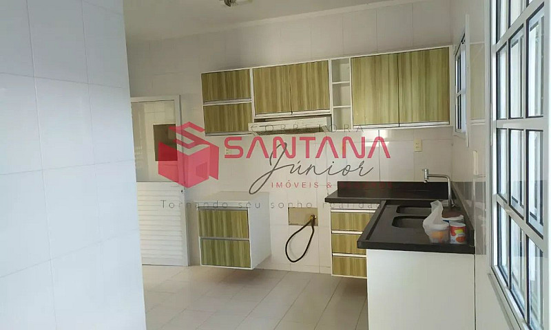 Casa 3 Quartos E 2 S...