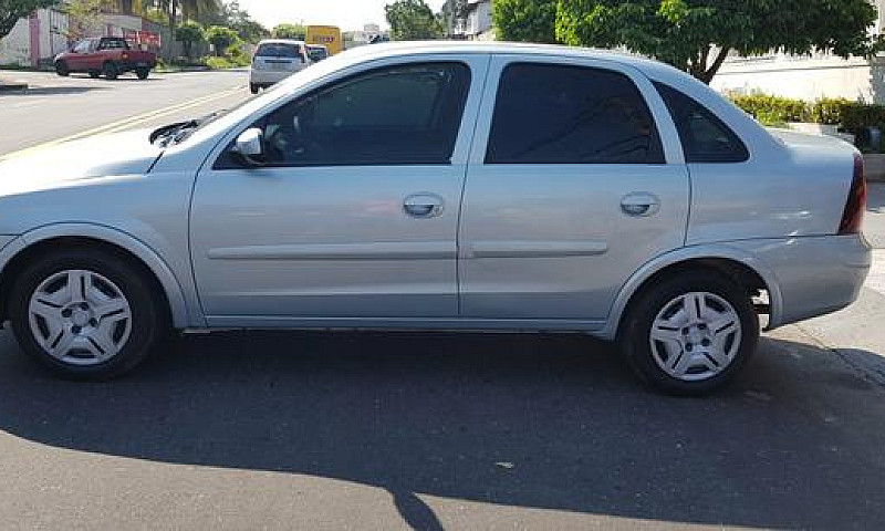 Corsa Sedan 1.4 Prem...