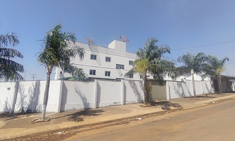 Aluga-Se Apartamento...