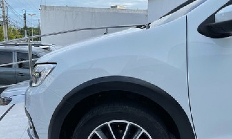 Renault Logan Iconic...