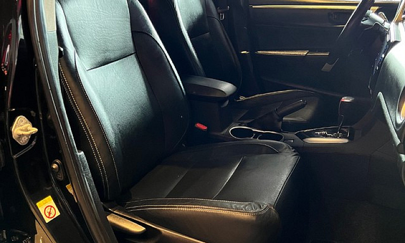 Corolla Xrs 2018...
