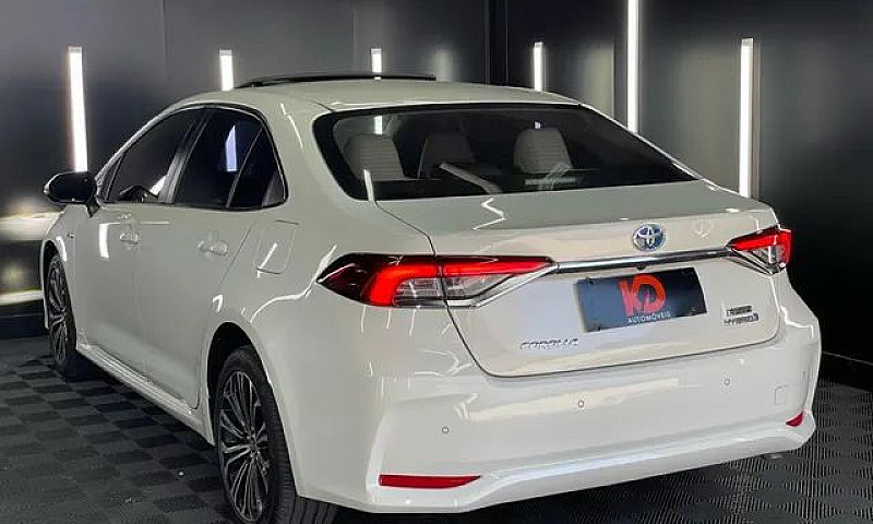 Toyota Corolla Altis...