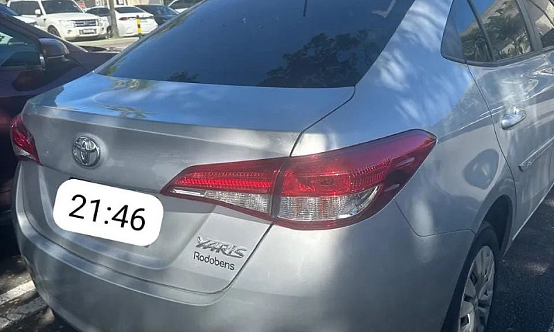 Toyota Yaris Xl Seda...