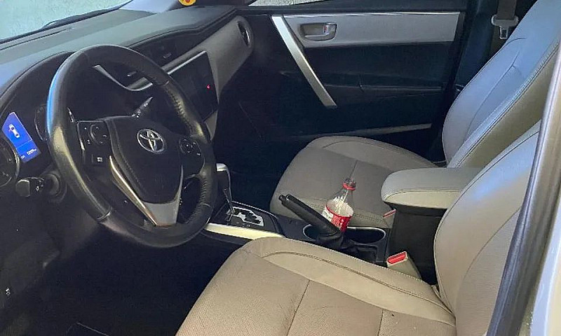 Toyota Corolla Xei 2...