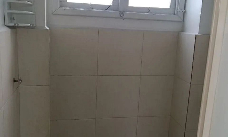 Aluga-Se Apartamento...