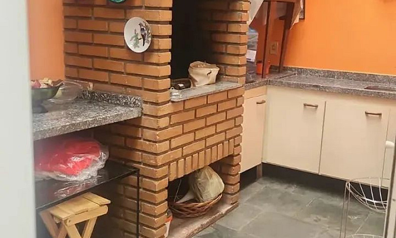Sobrado 3 Dorms 1 Su...