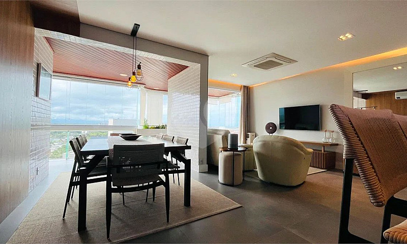 Apartamento Com 3 Qu...