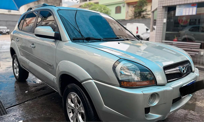 Hyundai Tucson 2.0 1...