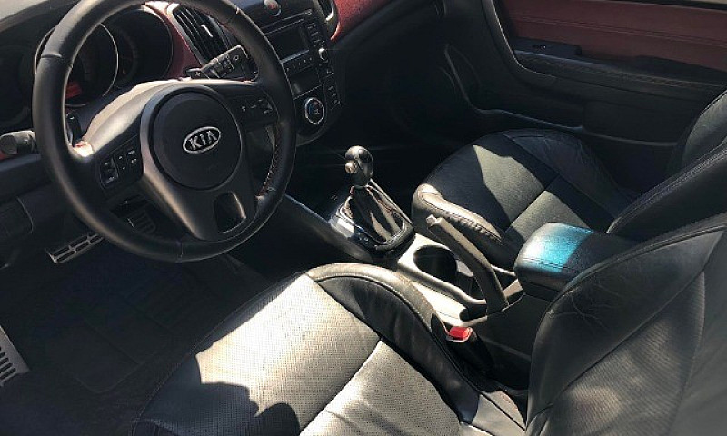 Kia Cerato Koup Aut....