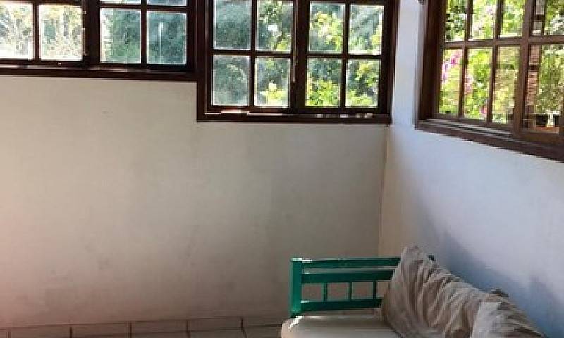 Casa 3Qts 2 Bh Em Me...
