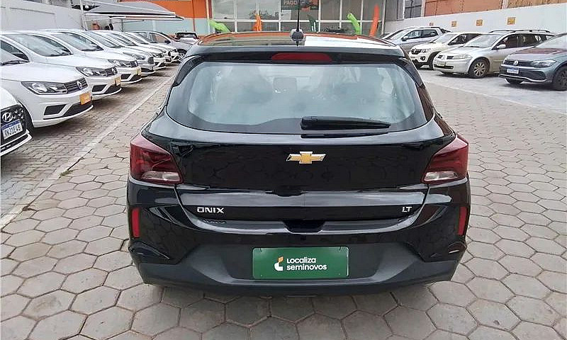 Chevrolet Onix 2023 ...