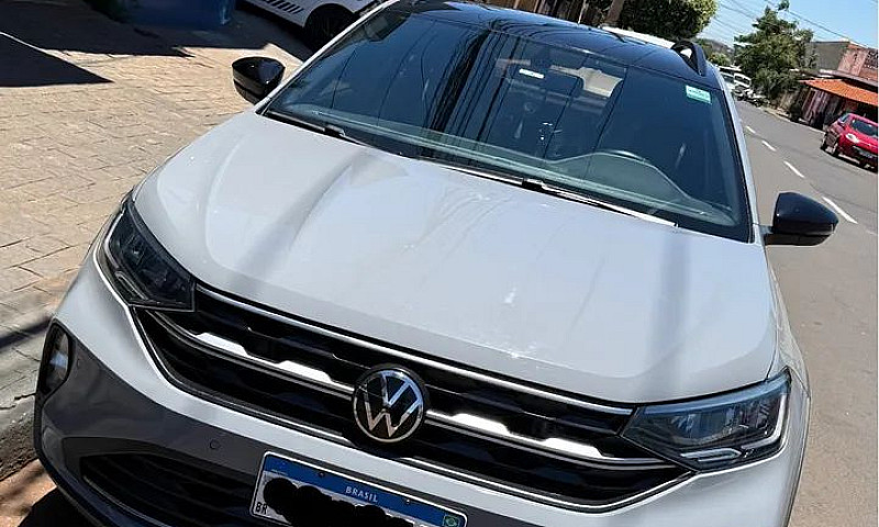 Volkswagen Nivus Hig...