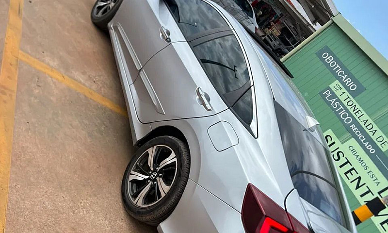 Honda Civic Sedan To...