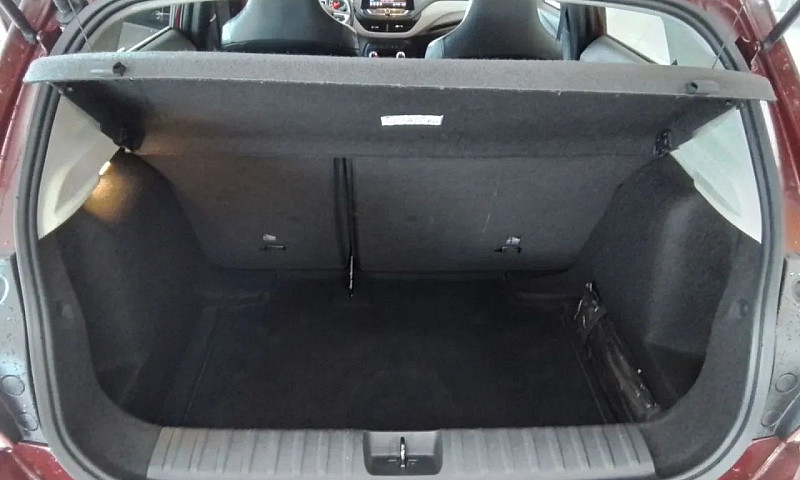 Chevrolet Onix Hatch...