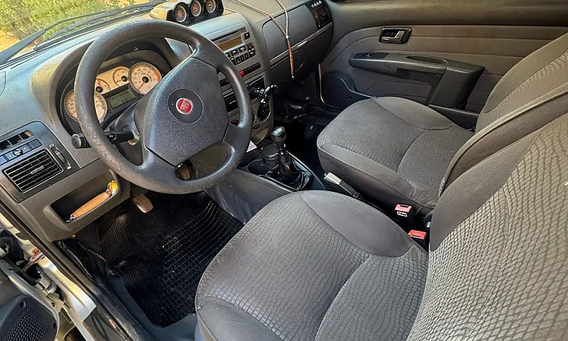 Fiat Strada Adventur...
