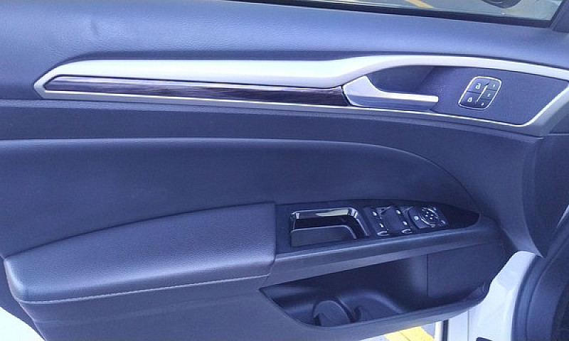 Ford Fusion Flex.. P...