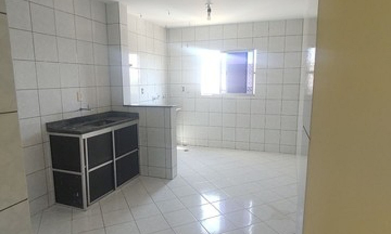 Aluga-Se Apartamento...