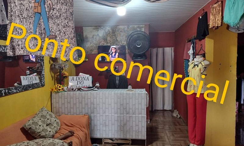 Vendo Está Casa Em R...