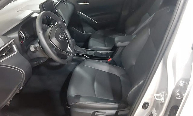Corolla Cross Xre 2....