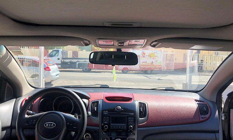 Kia Cerato Koup Aut....