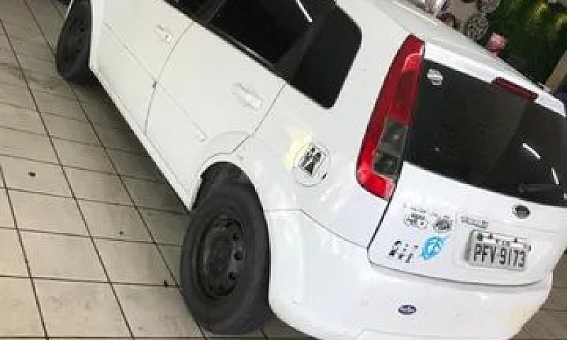 Fiesta Hatch 1.6 ...