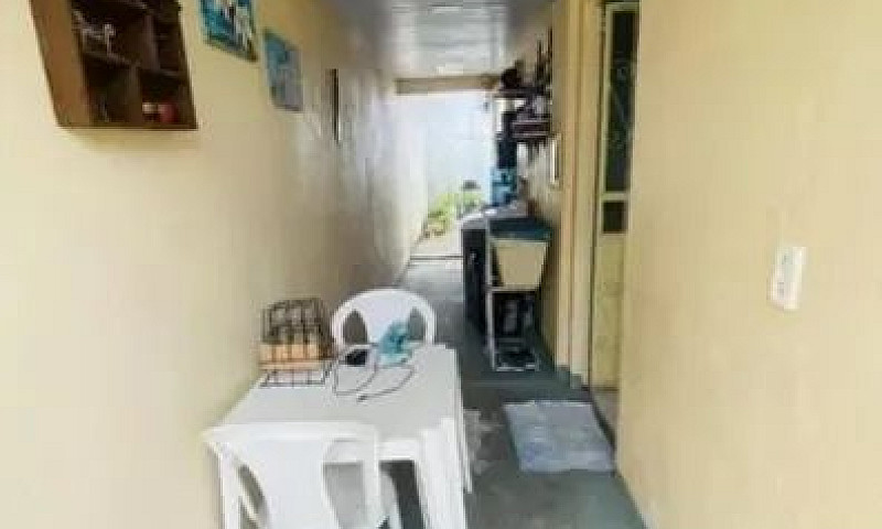 Vendo Essa Casa No O...