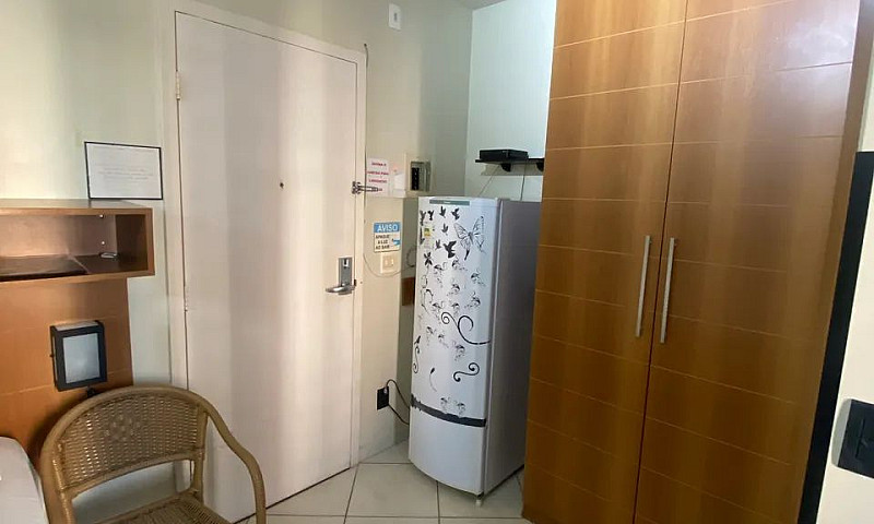 ? Flat Mobiliado Com...