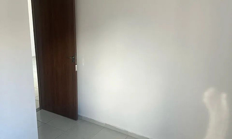 Aluga-Se Apartamento...