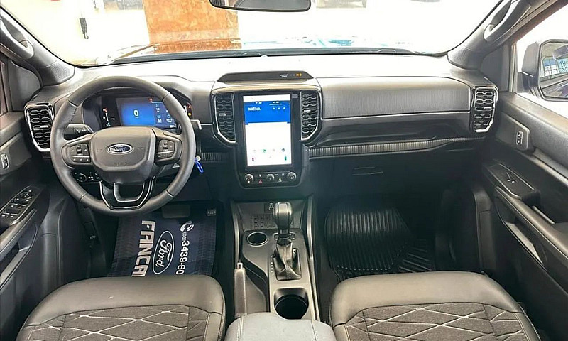 Ford Ranger Black 2....