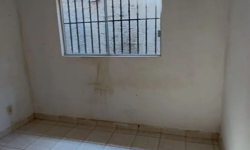 Aluga-Se Casa No Bai...