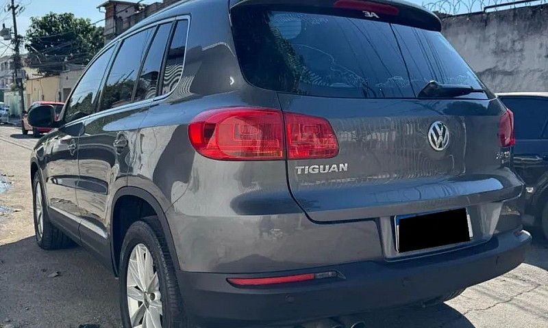Tiguan 2.0 Turbo R-L...