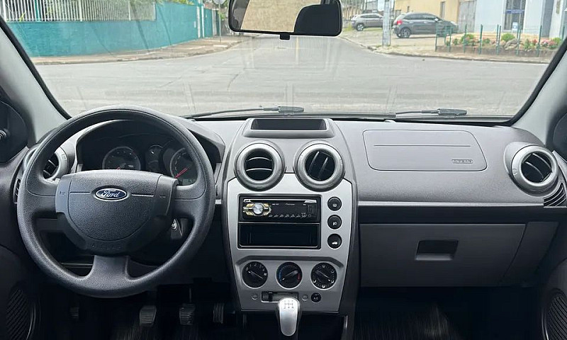 Ford Fiesta 1.6 8V F...