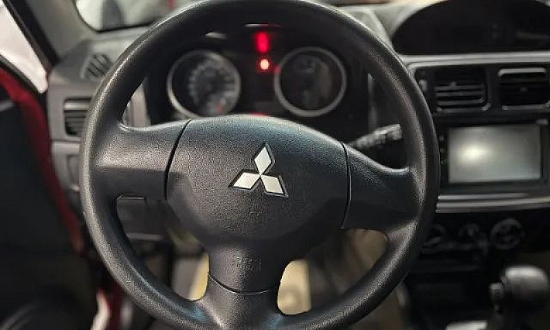 Mitsubishi Pajero Tr...