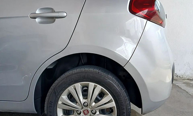 Fiat Palio Attractiv...