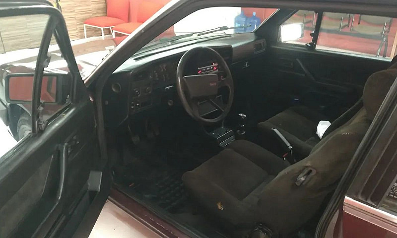 Chevrolet Monza Clas...