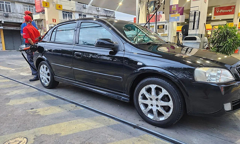 Chevrolet Astra Adva...