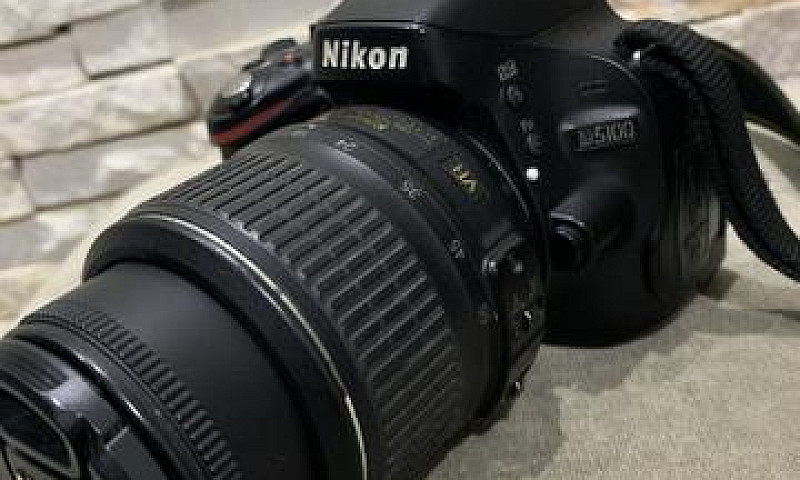 Nikon D5100...