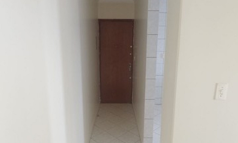 Aluga-Se Apartamento...