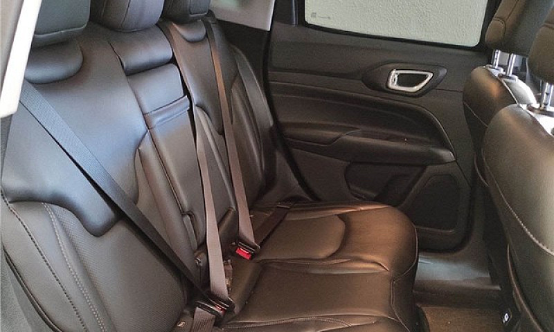 Jeep Compass 2022 2....