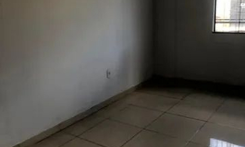 Quitinete No Nossa S...