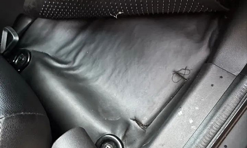 Ford Ka+ Sedan 1.0 T...