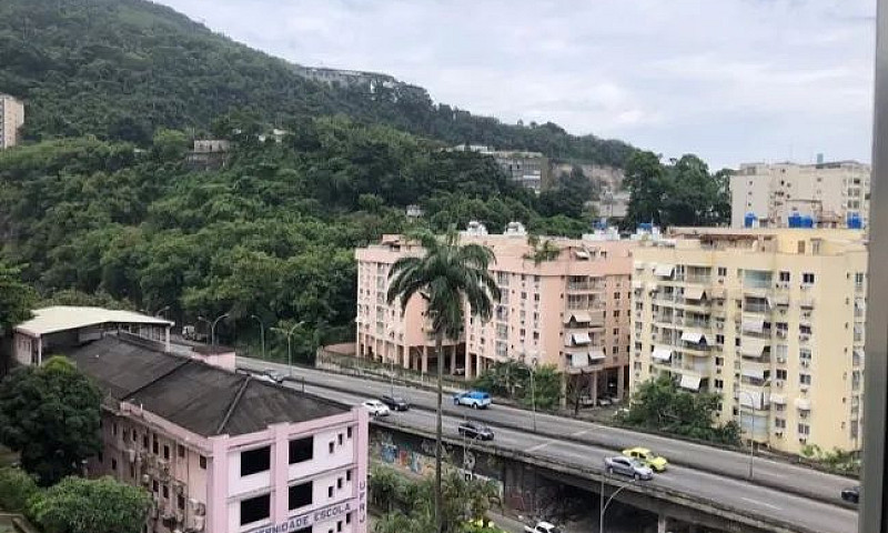 Apartamento Laranjei...