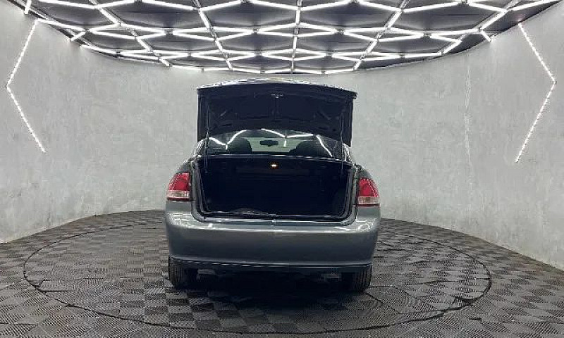 Chevrolet Classic Li...