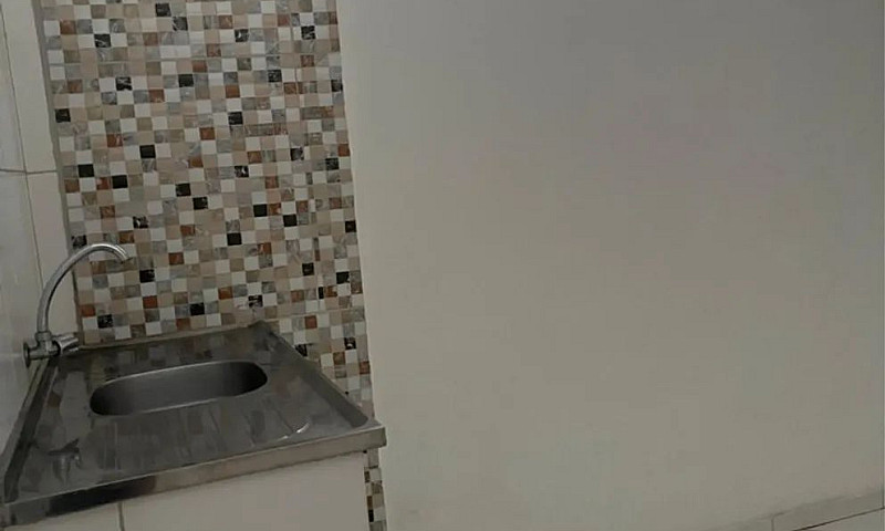 Alugo Kitinete 650 I...